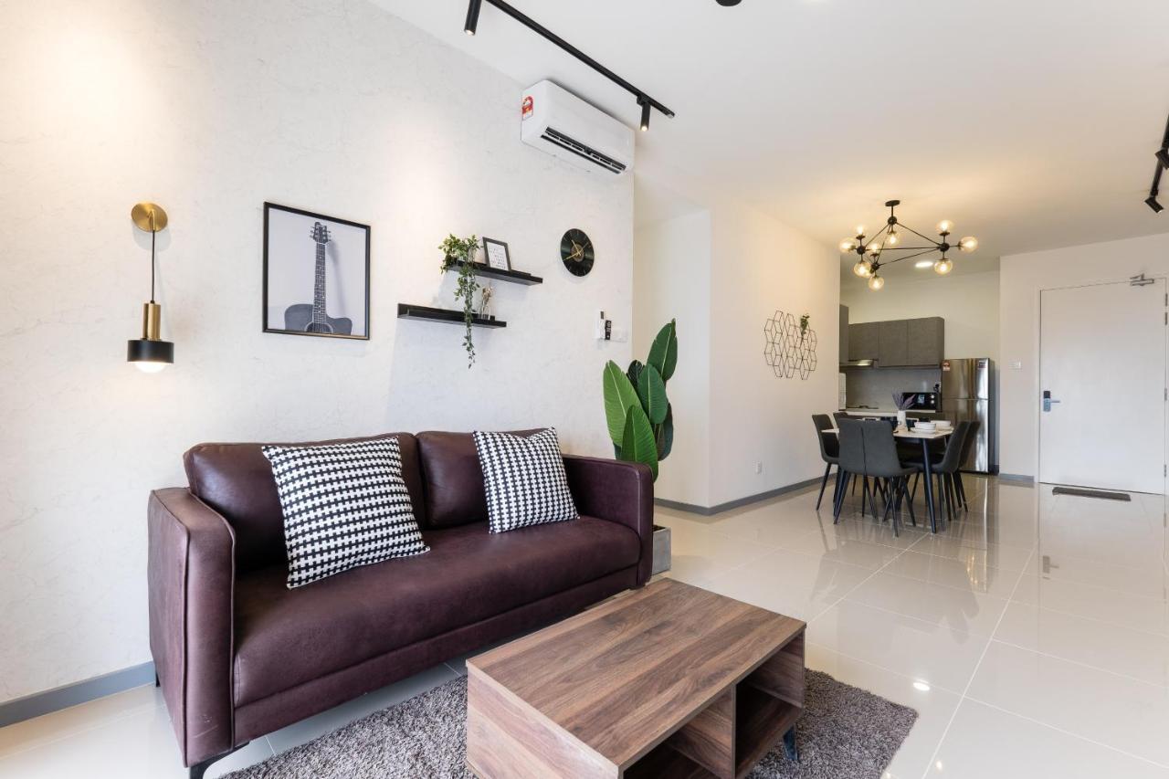Contemporary United Point 6 Pax 现代风格 Desa Park & Mont Kiara Apartment Kuala Lumpur Exterior photo